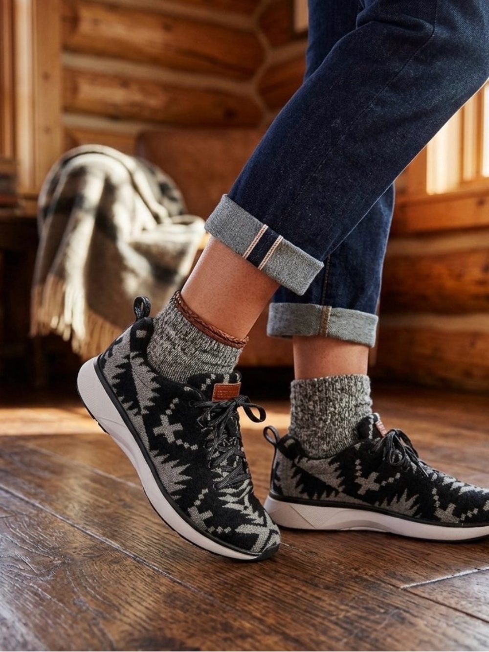 Pendleton Black and Gray Spider Rock Wool Blend Women’s Sneakers